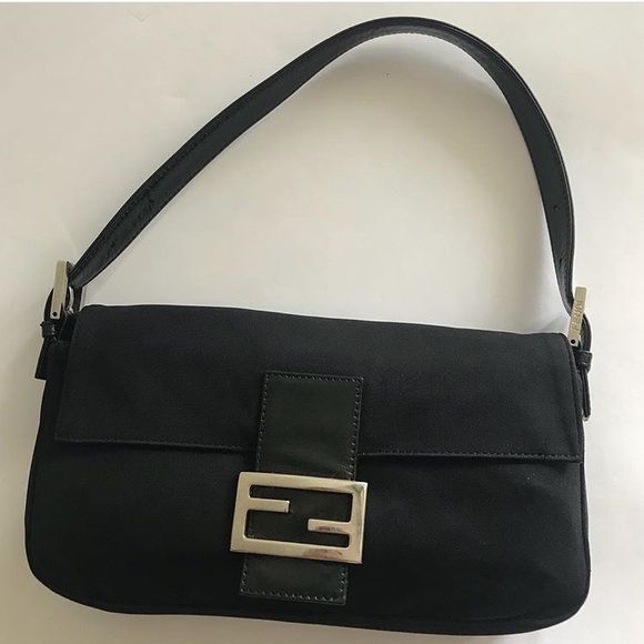 HP 🎉 Fendi Black Baguette with Silver Hardware - Picture 4 of 8